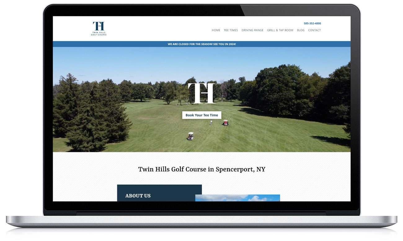 Twick Hills Golf Course in Spencerport NY. A golf course with lush green grass and trees.